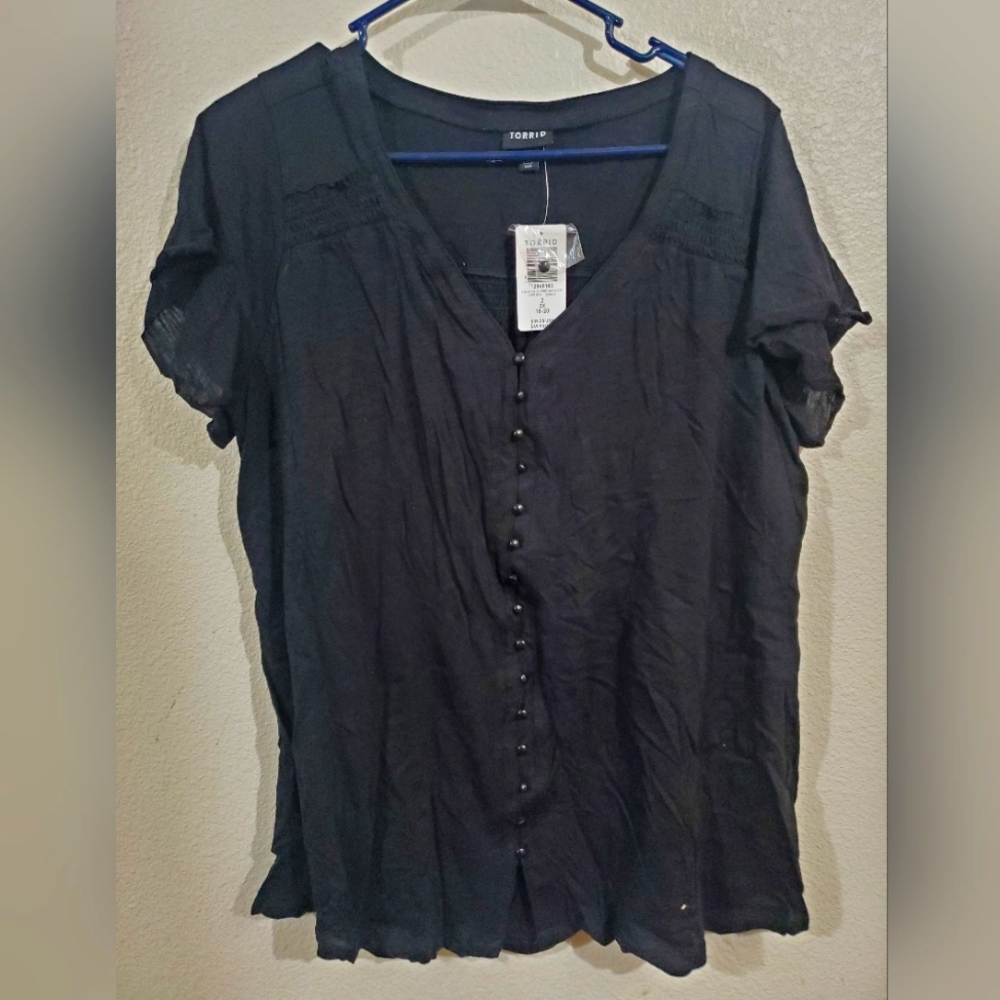 NWT Torrid Size 2
